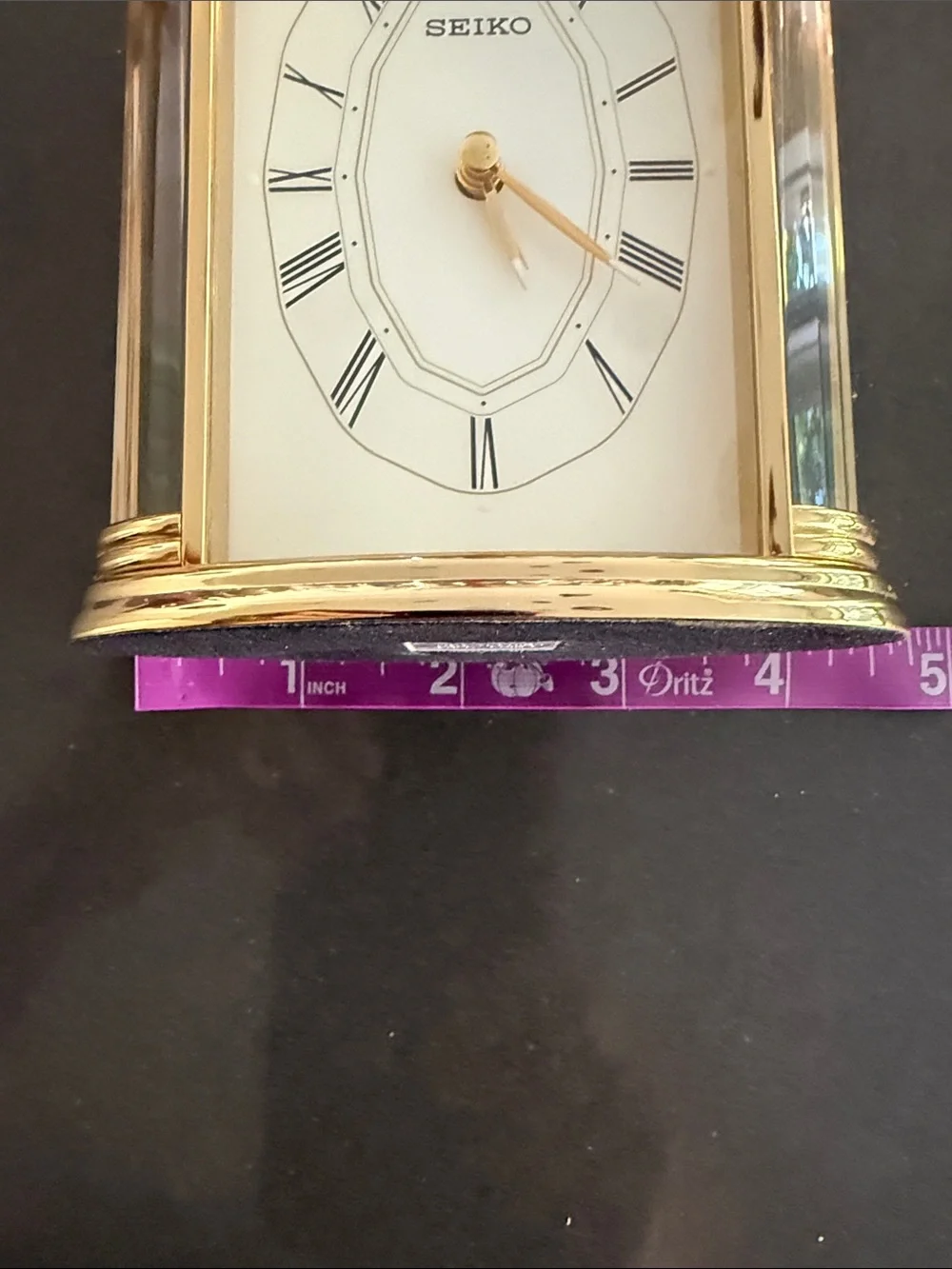 Seiko Gold Quartz Mantel/Desk Clock QHE017G w/Roman Numerals. w/Crystal Columns.